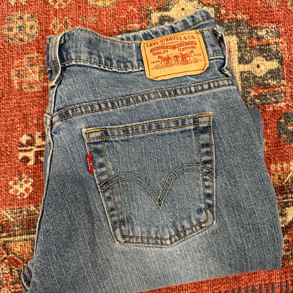 Vintage Levis Y2K 2005 Boot Cut Jeans - 515 - sz 6s